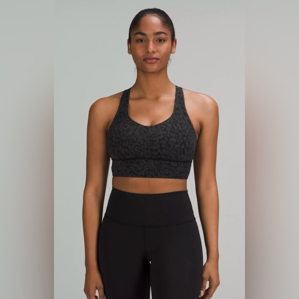 NEW LULULEMON FREE TO BE SERENE LONGLINE BRA LIGHT SUPPORT, C/D CUP